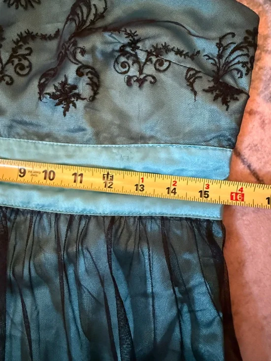 VTG Le Château Y2K Whimsigoth Teal & Black Mesh Embroidered Midi Dress M - Picture 10 of 15